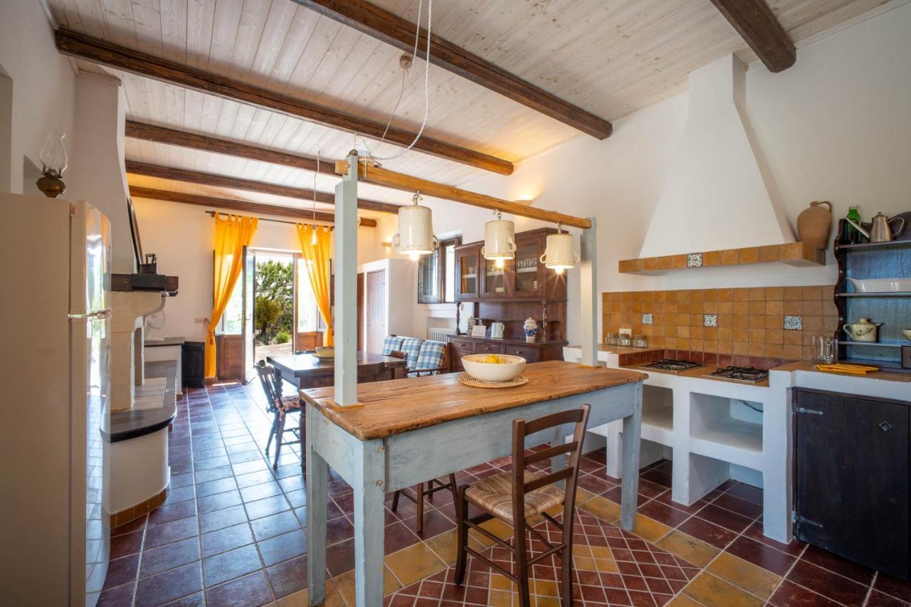 Villa WePuglia - Trullo Sentimento Martina Franca Esterno foto